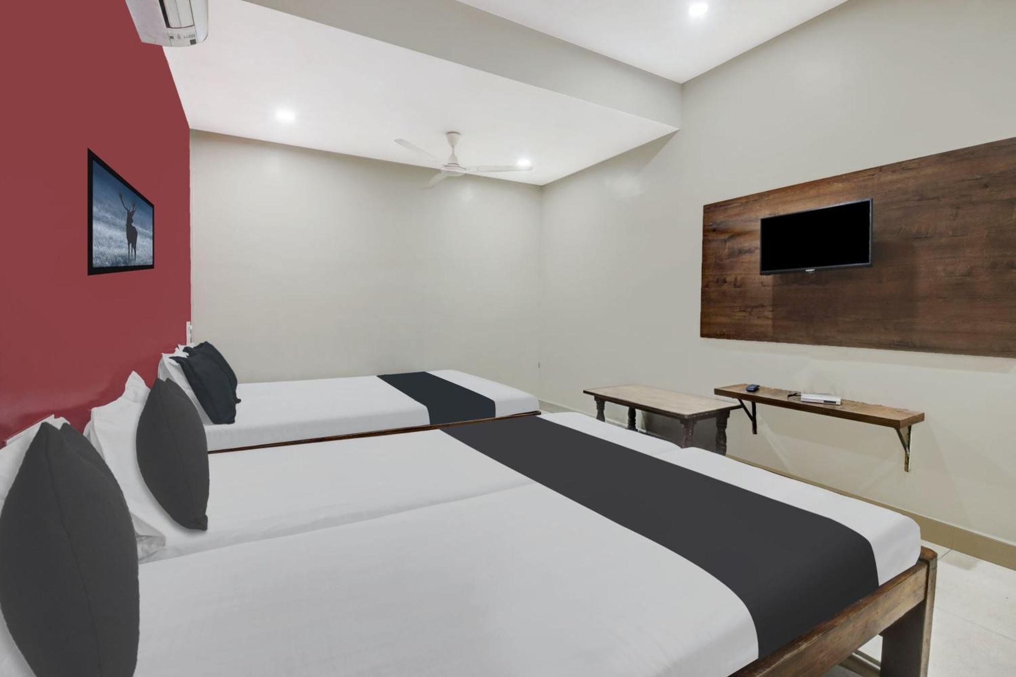Отель Spot On Shree Ram Residency Хубли Экстерьер фото